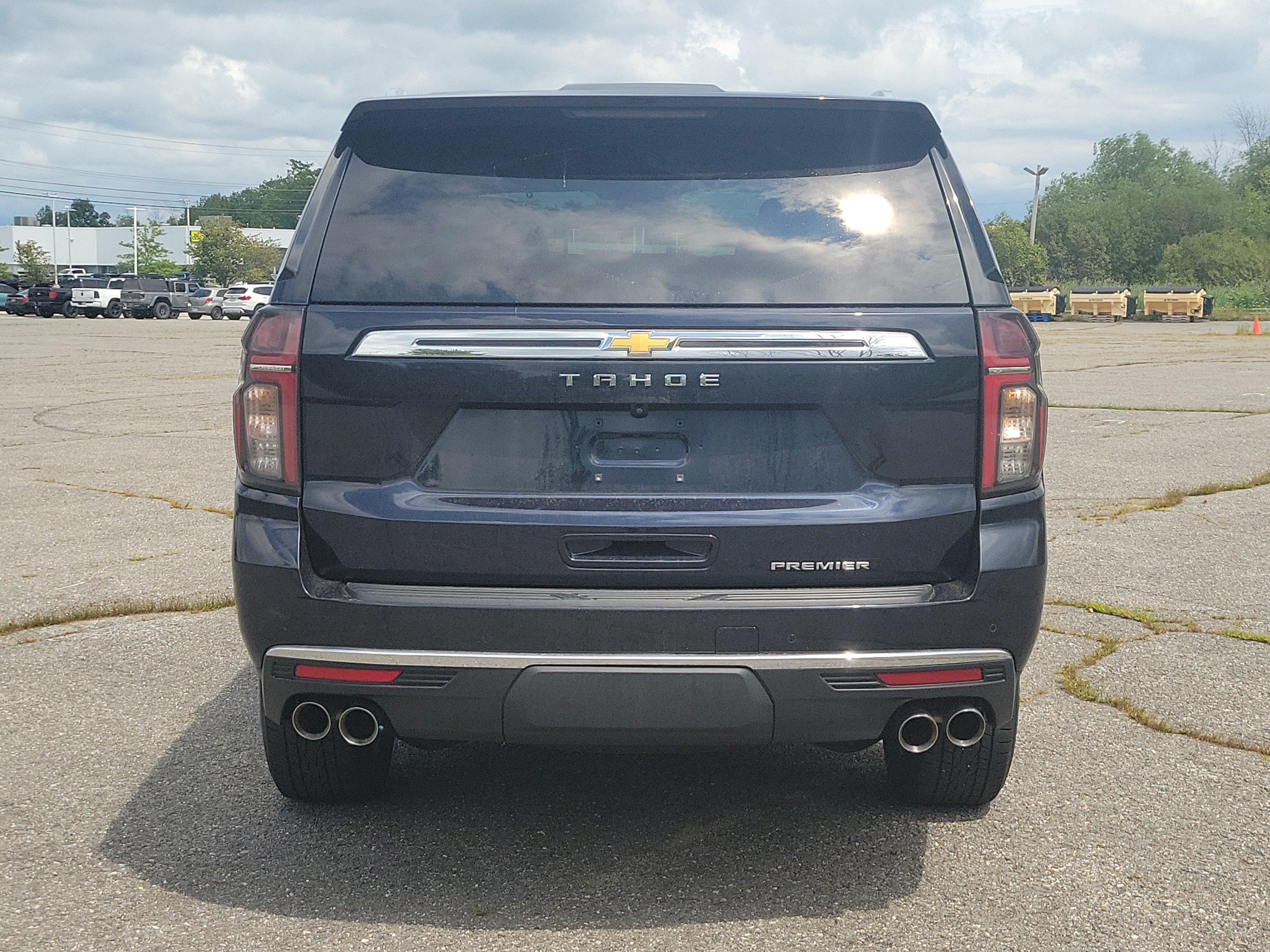 Used 2023 Chevrolet Tahoe Premier AWD/4WD image 6