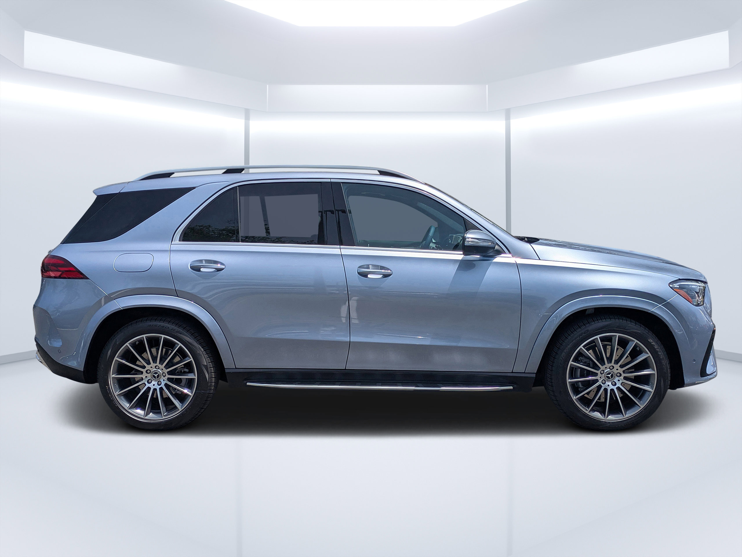 New 2026 Mercedes-Benz GLE 350 4MATIC image 2