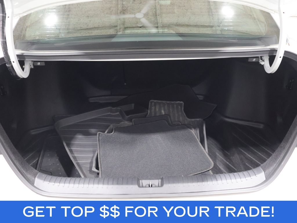 Used 2024 Honda Accord EX image 4