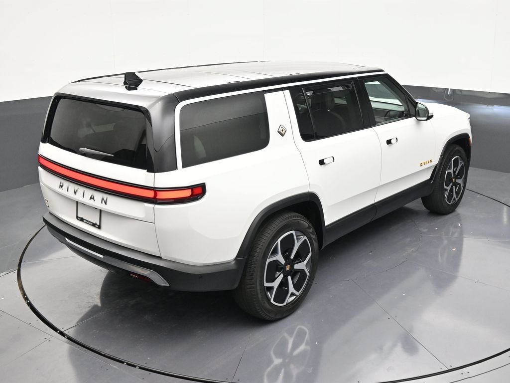 Used 2024 Rivian R1S Adventure Quad AWD/4WD image 17