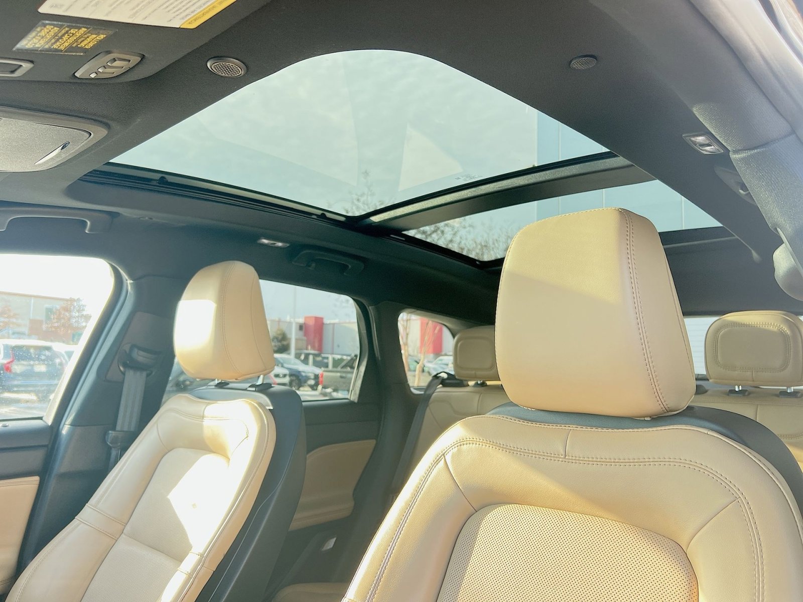 Used 2021 Lincoln Corsair Grand Touring w/ Equipment Group 301A image 23