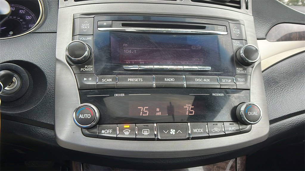 Used 2012 Toyota Avalon image 31