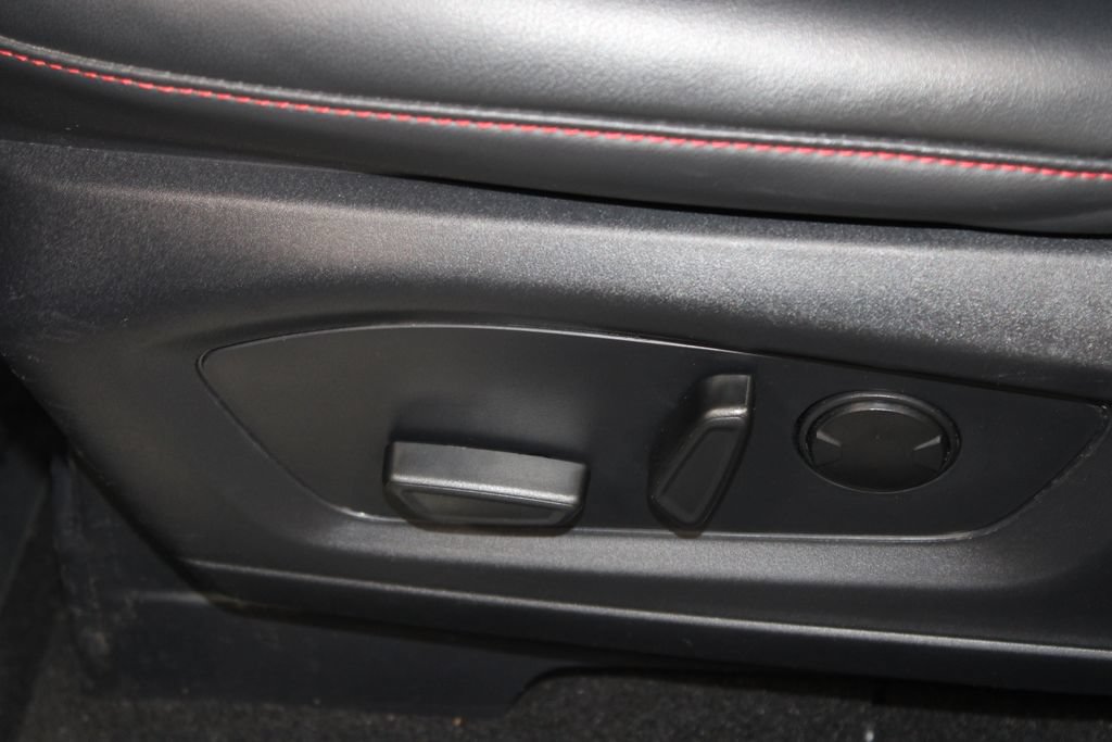 Used 2025 Ford Explorer ST-Line AWD/4WD image 34