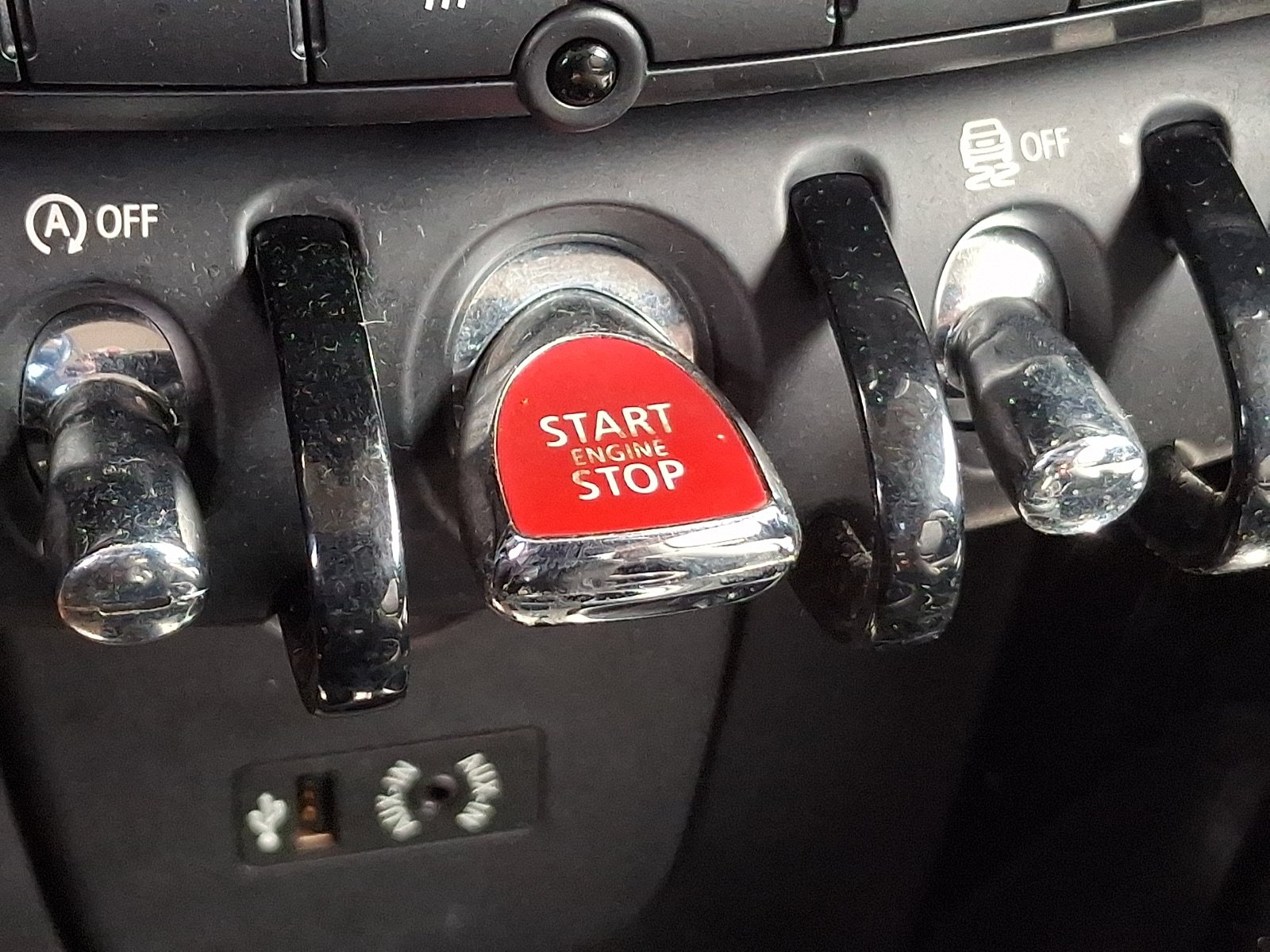 Used 2015 MINI Cooper S FWD image 21