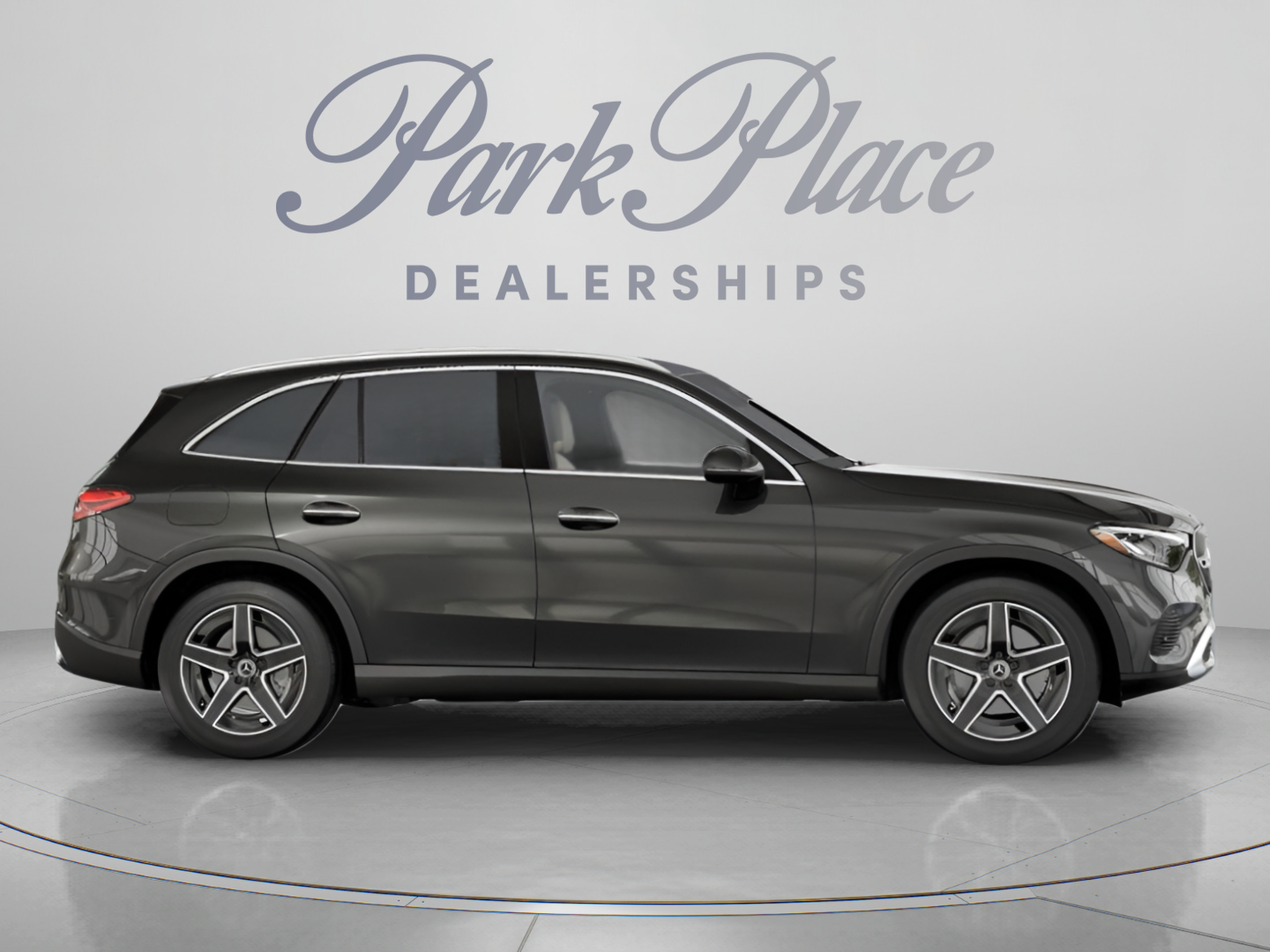 Used 2026 Mercedes-Benz GLC 300 image 27