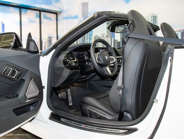 Certified 2026 BMW Z4 M40i image 15