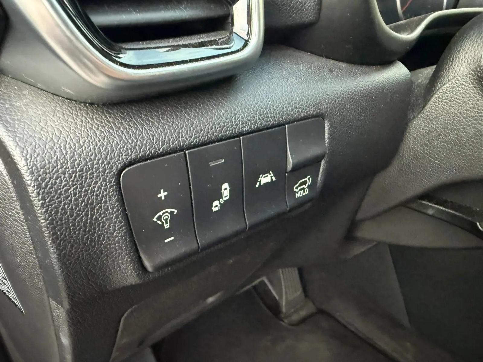 Used 2020 Kia Sportage EX w/ EX Technology Package FWD image 17