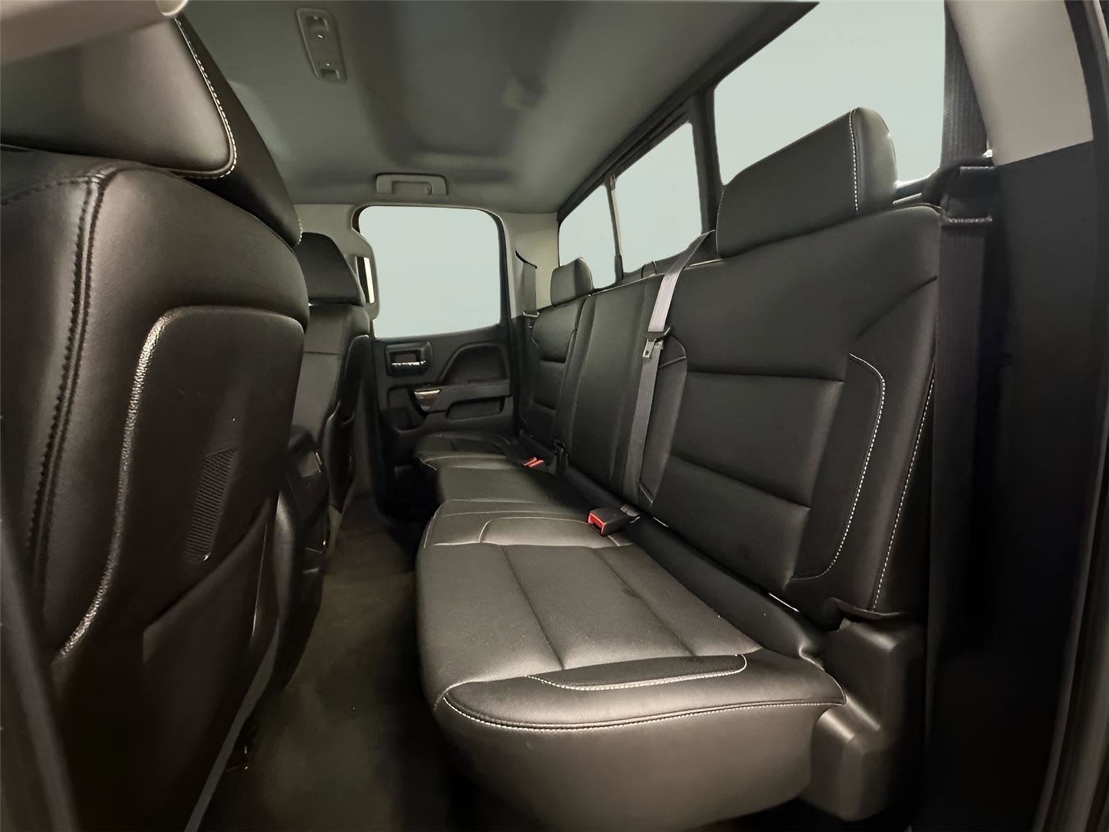 Used 2015 GMC Sierra 2500 SLT w/ Driver Alert Package image 29