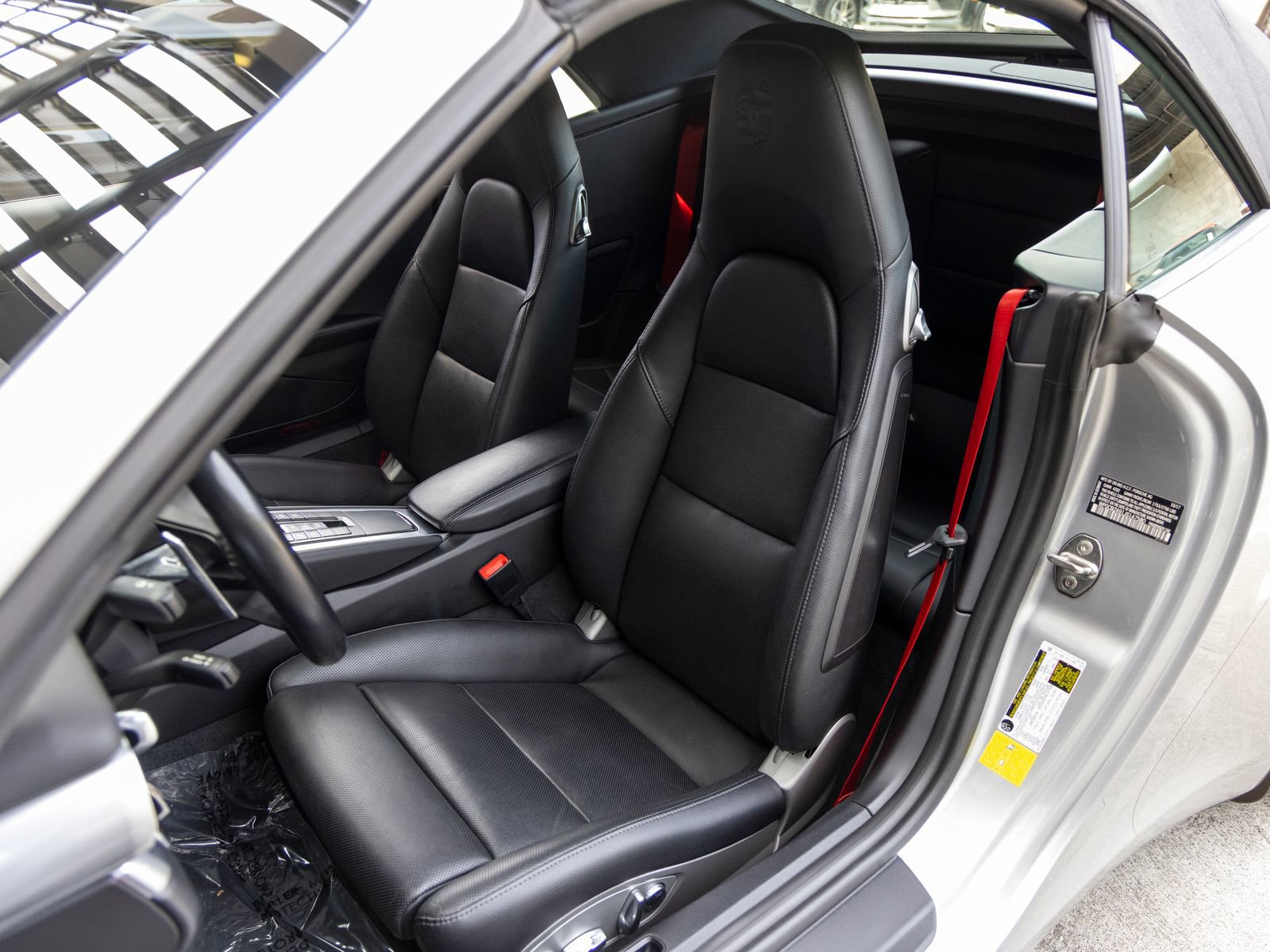 Certified 2018 Porsche 911 Carrera S image 5