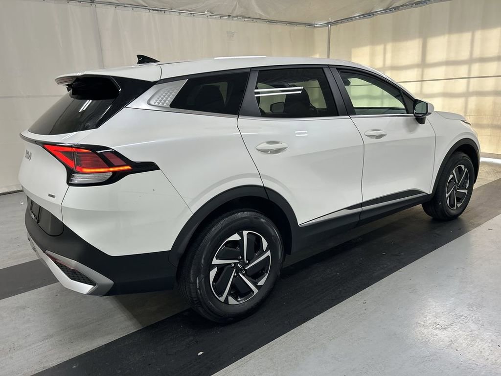 Certified 2023 Kia Sportage LX image 2