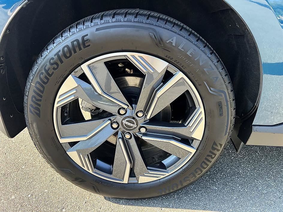 Certified 2025 Nissan Murano SL AWD/4WD image 11