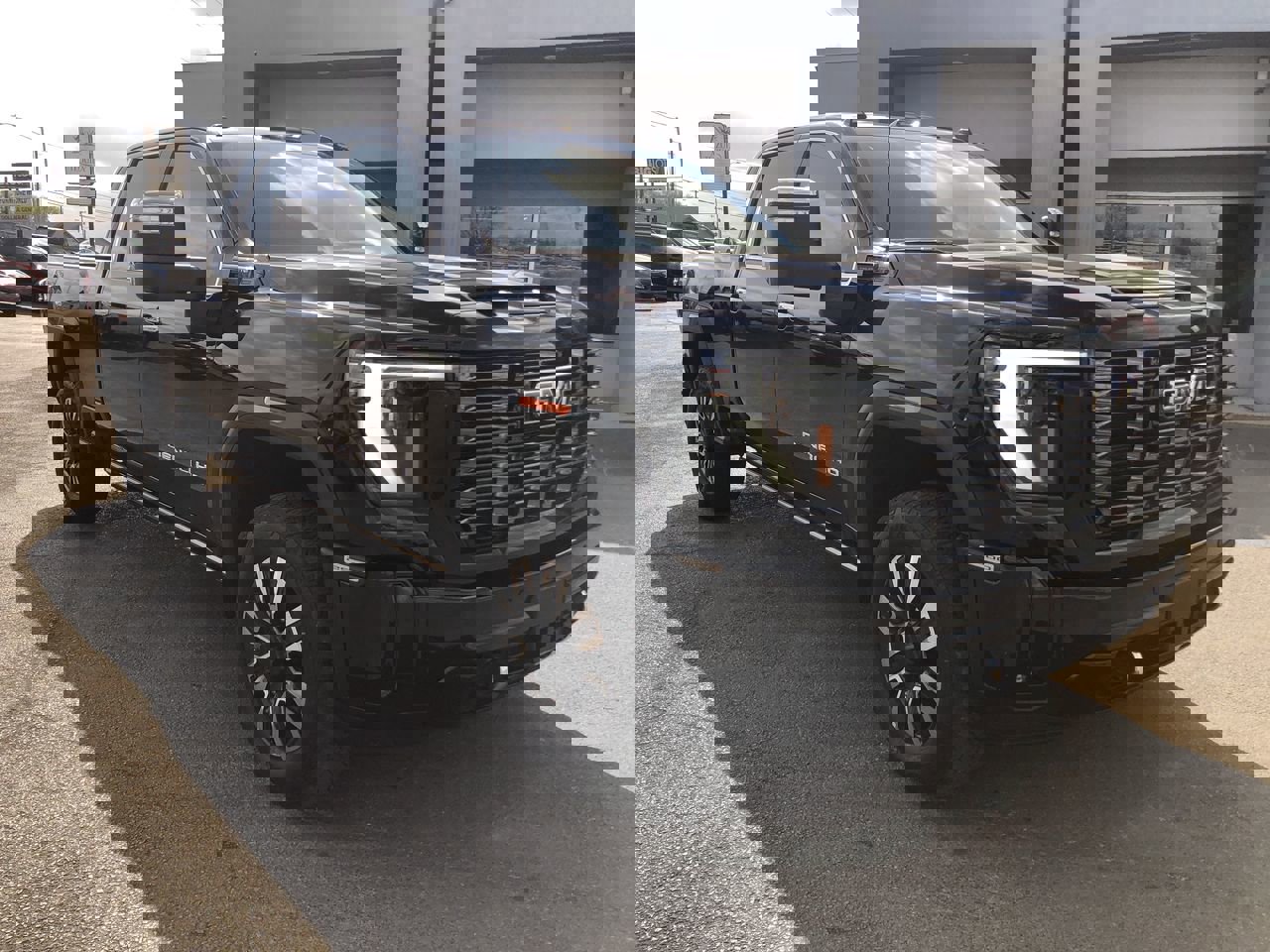 Used 2025 GMC Sierra 2500 Denali Ultimate image 15