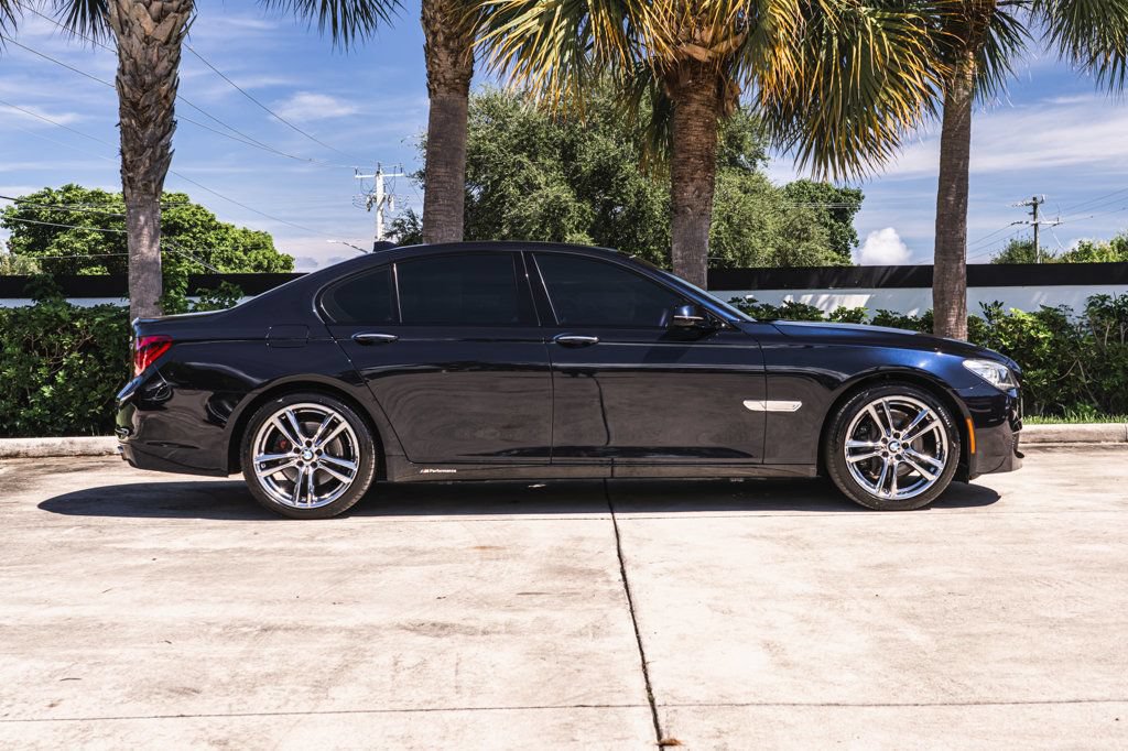 Used 2014 BMW 740i RWD image 10
