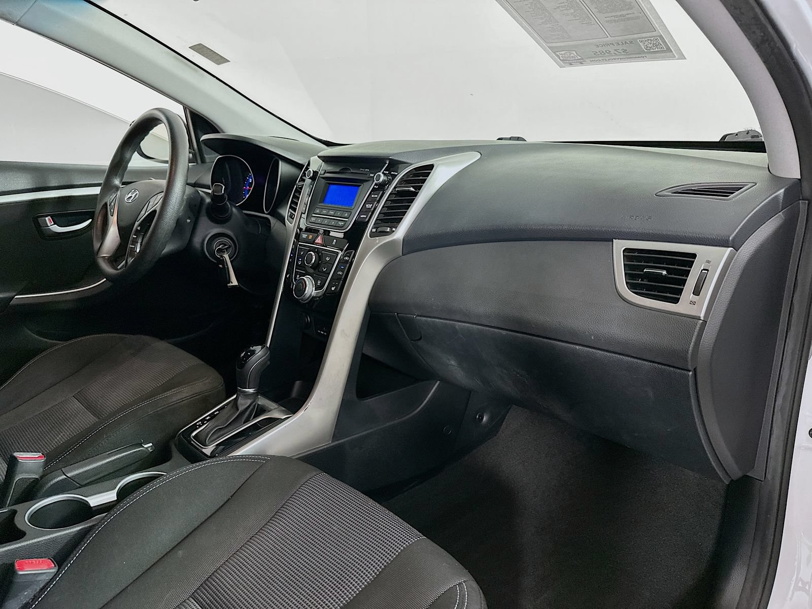 Used 2014 Hyundai Elantra GT FWD image 26