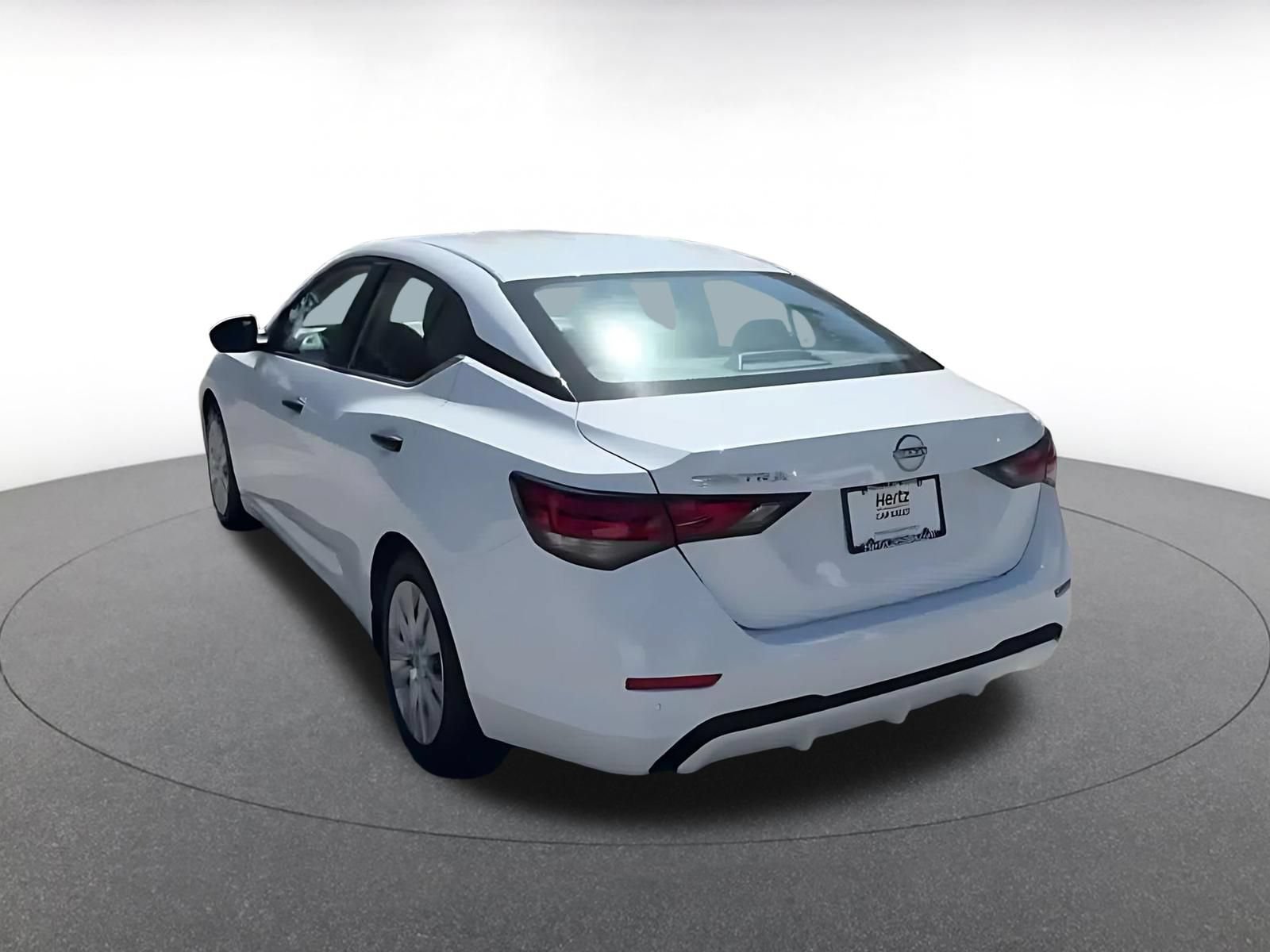 Used 2025 Nissan Sentra S FWD image 10