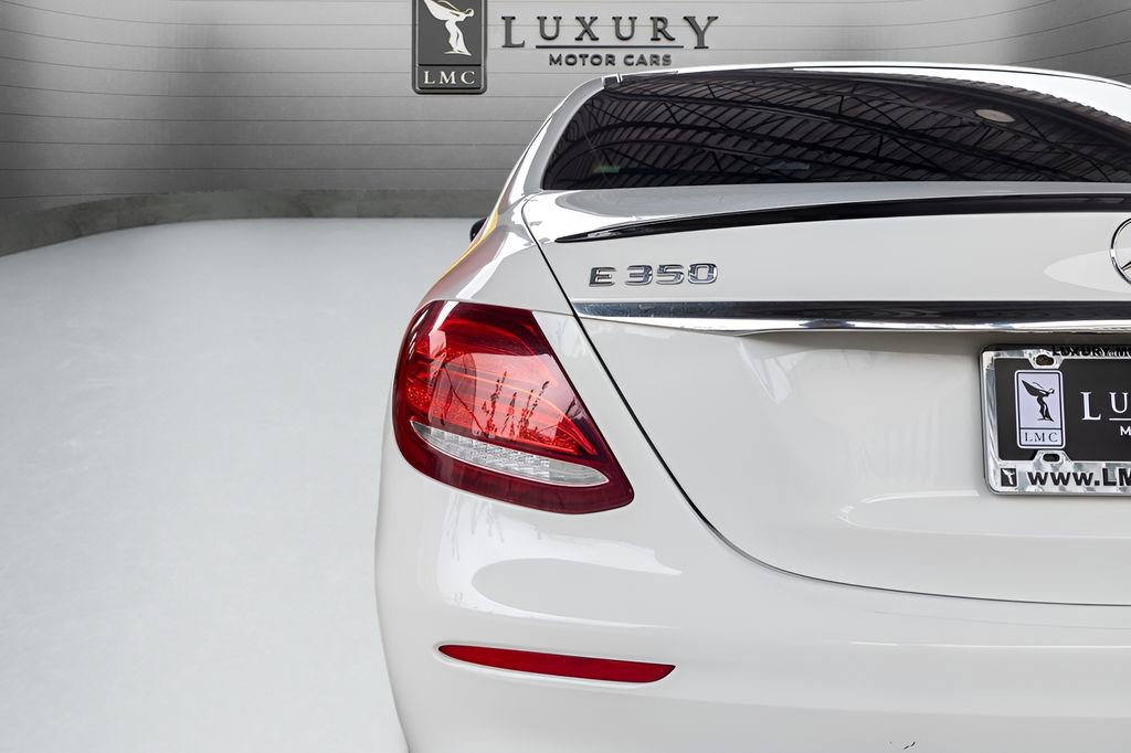 Used 2020 Mercedes-Benz E 350 Sedan image 17