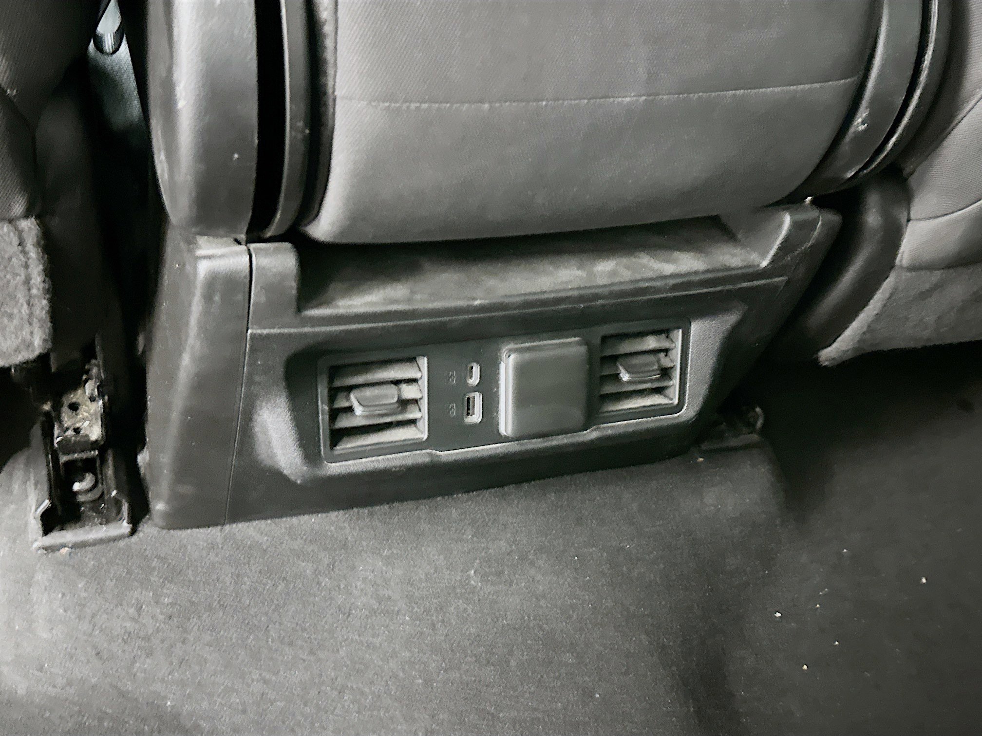 Used 2024 GMC Sierra 1500 Elevation image 28