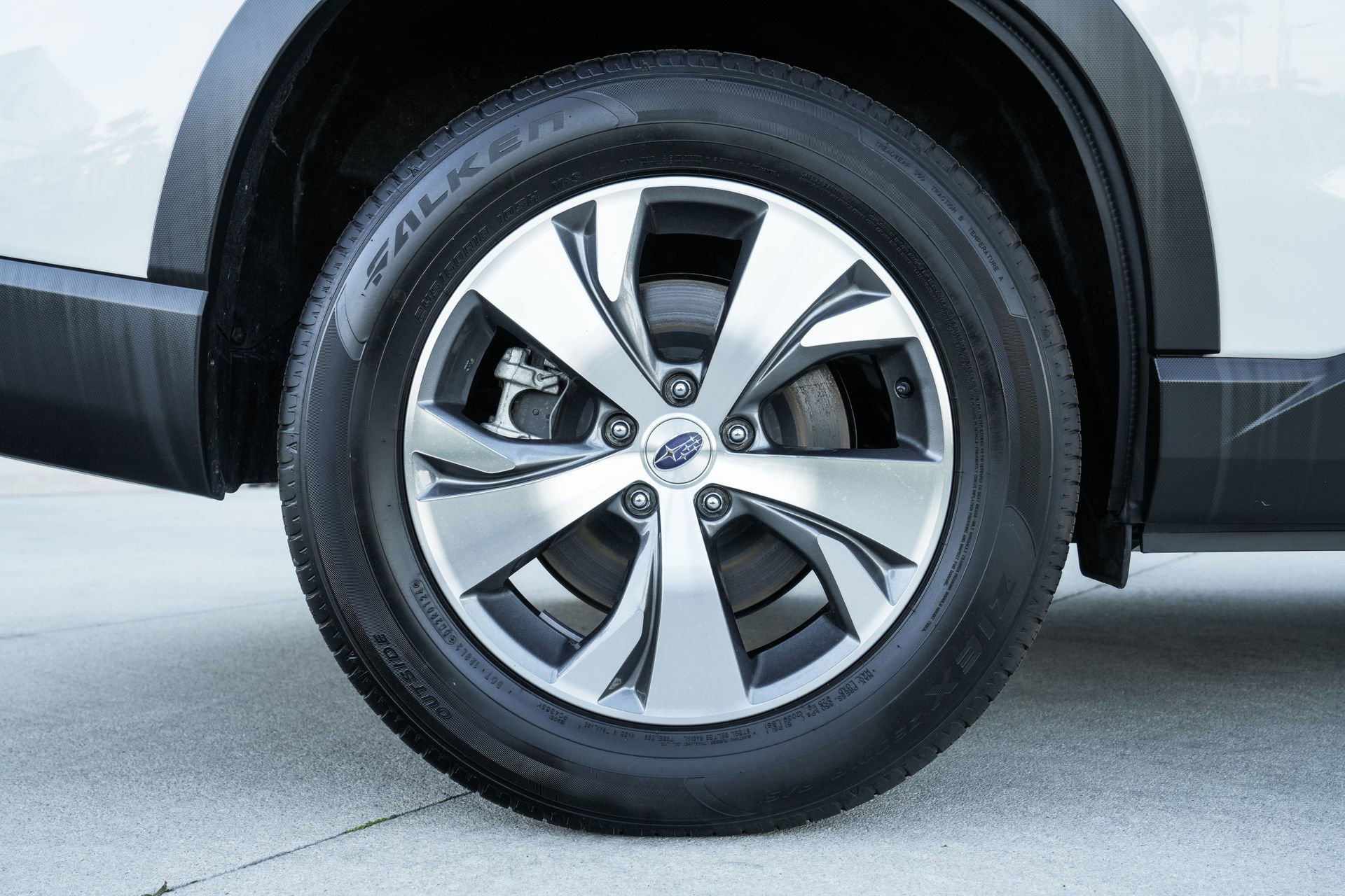 Used 2024 Subaru Ascent Premium w/ Convenience Package image 26