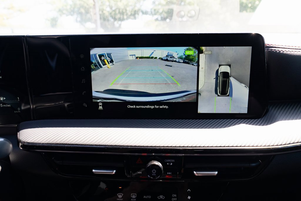 New 2025 Nissan Kicks SR w/ Interior Electronics Package image 15