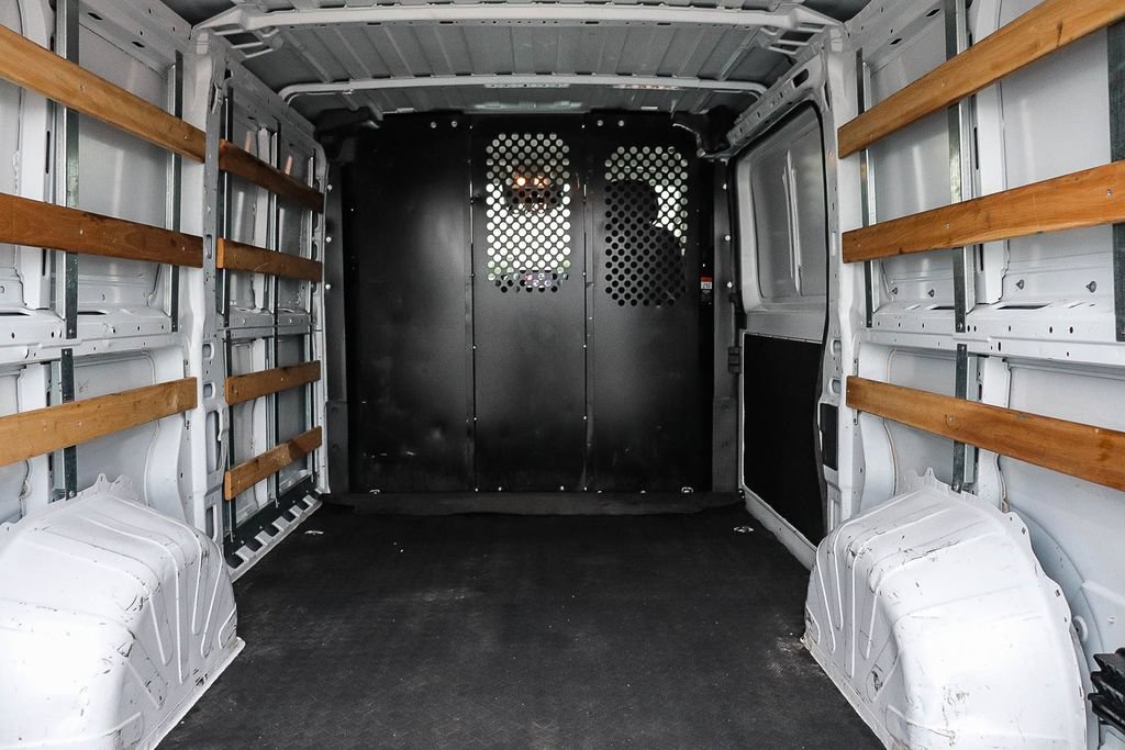 Used 2025 RAM ProMaster 2500 FWD image 28