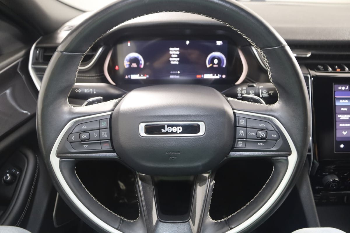 Used 2021 Jeep Grand Cherokee L Laredo AWD/4WD image 34