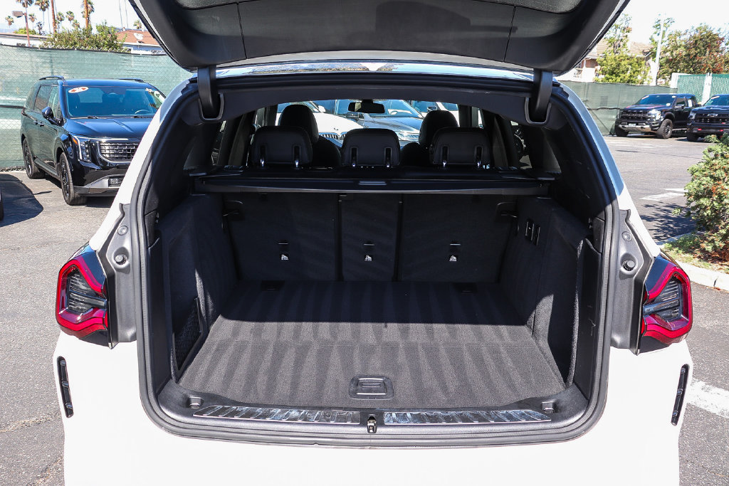 Used 2024 BMW X3 sDrive30i w/ M Sport Package RWD image 25