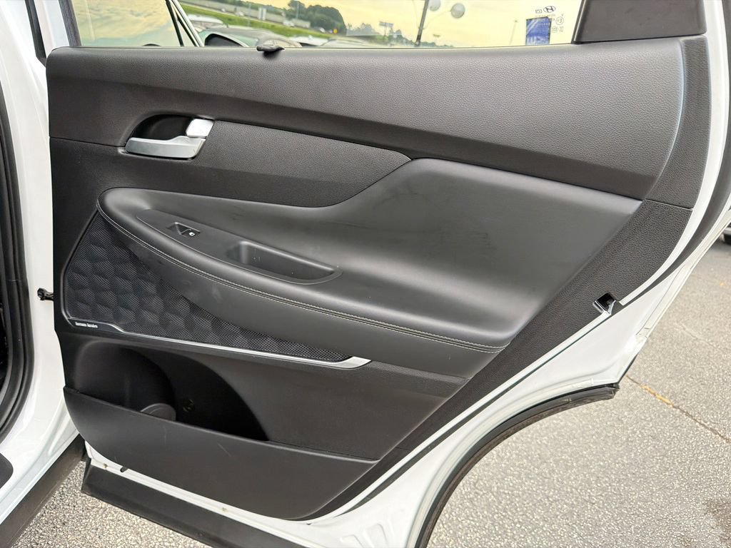 Used 2023 Hyundai Santa Fe SEL w/ Premium Package FWD image 16