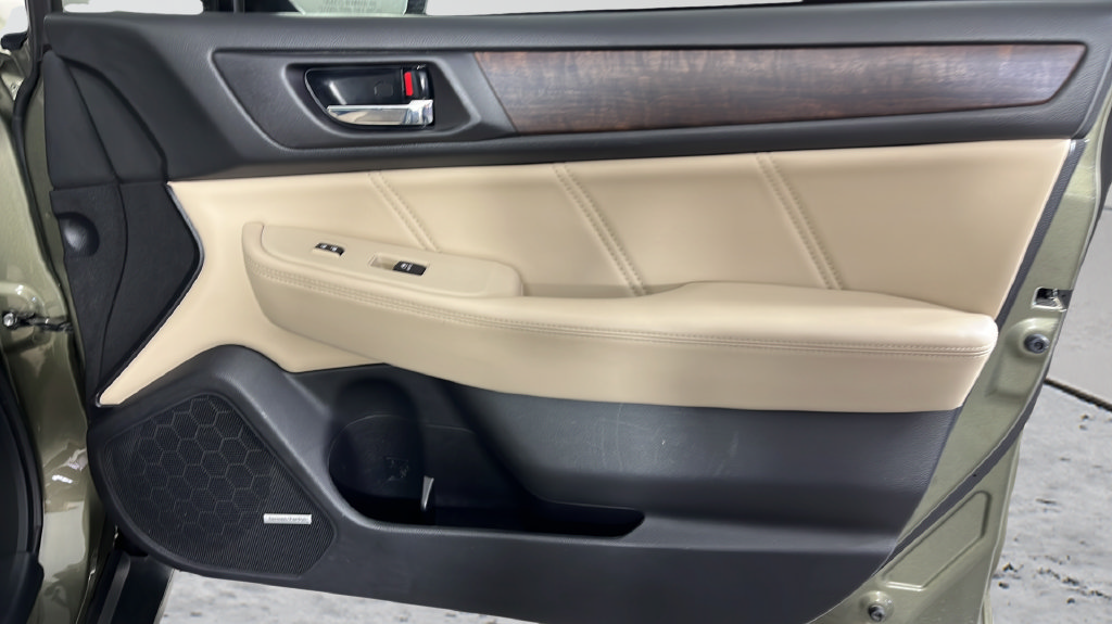 Used 2019 Subaru Outback 2.5i Limited w/ Popular Package #2 AWD/4WD image 19