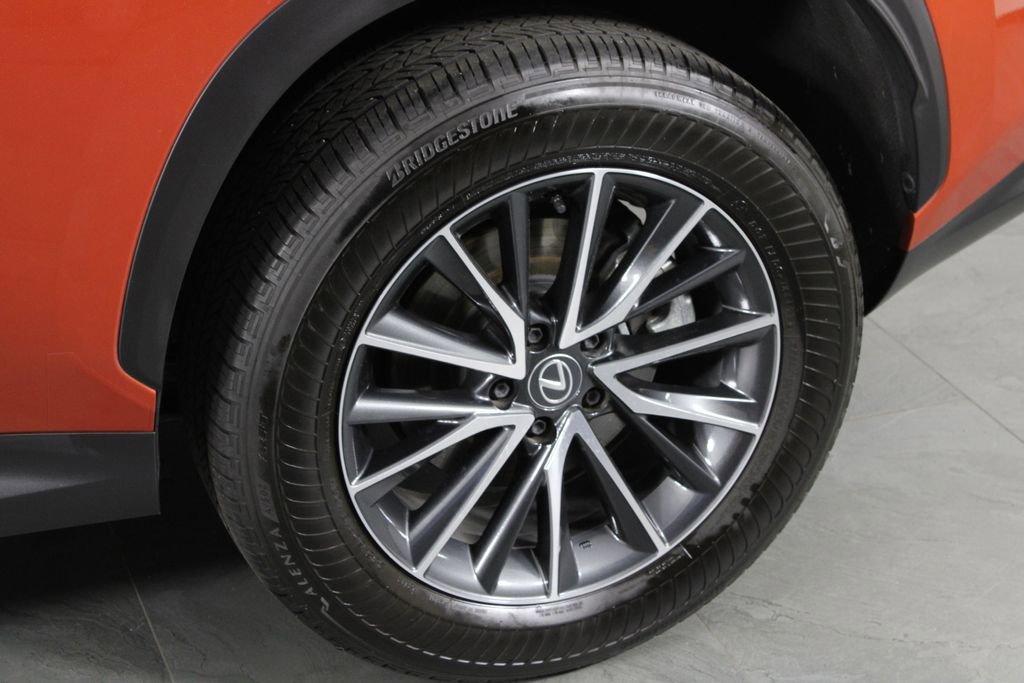 Used 2024 Lexus NX 250 FWD w/ Towing Package (2000 Lbs) image 12