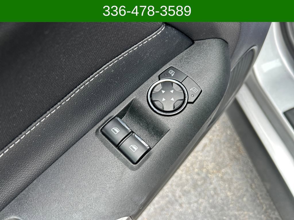 Used 2021 Ford Mustang EcoBoost image 11