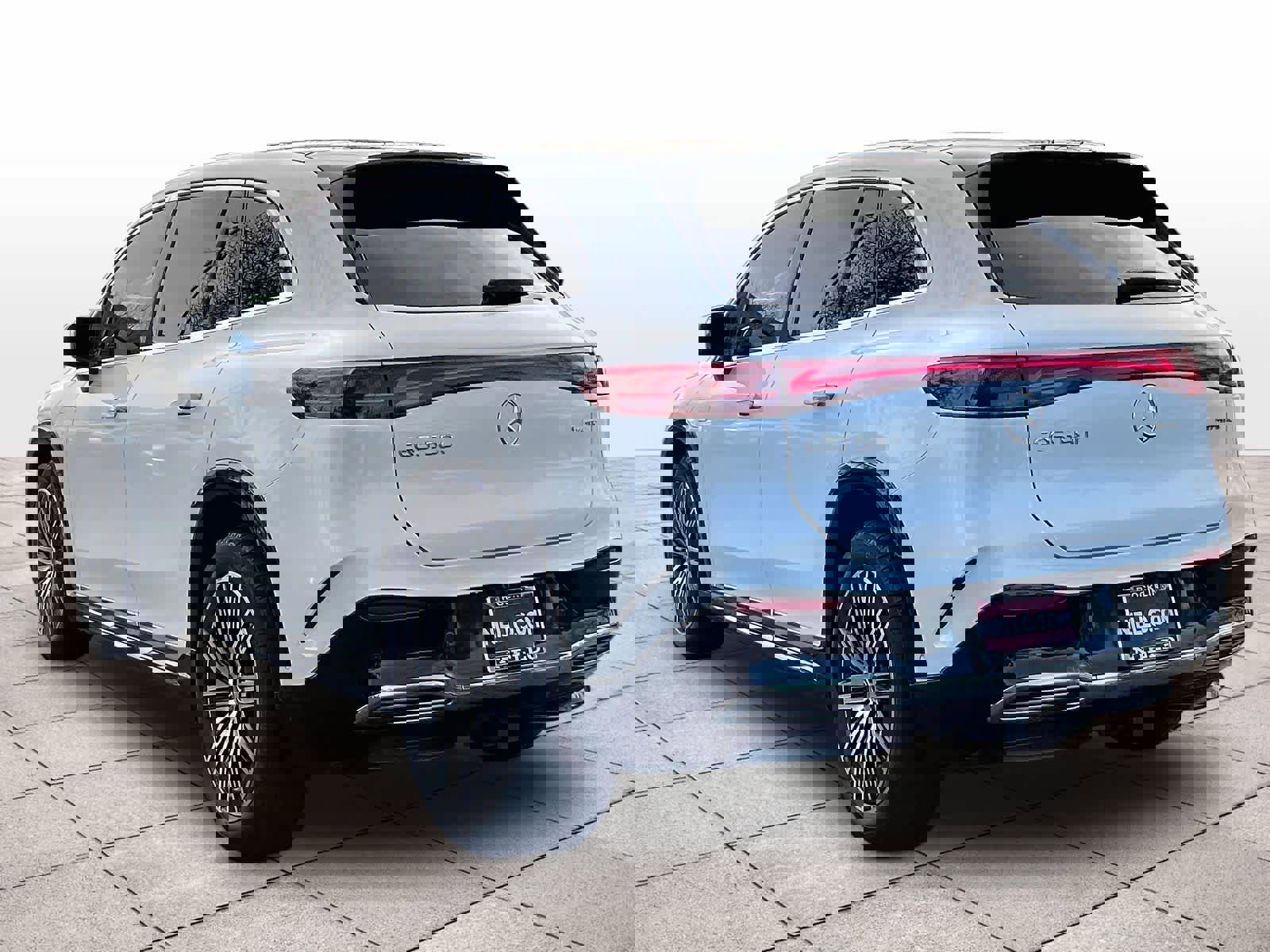 Used 2023 Mercedes-Benz EQS 580 4MATIC SUV image 13