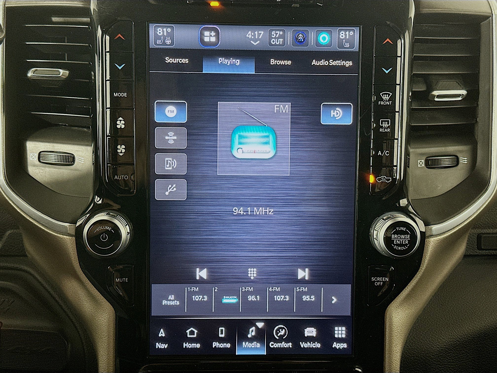 Used 2024 RAM 2500 Laramie w/ Safety Group image 21