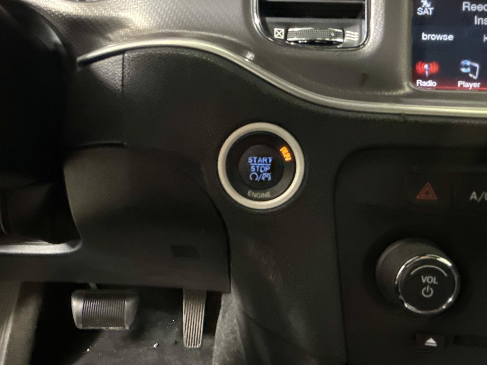 Used 2013 Dodge Charger R/T RWD image 26