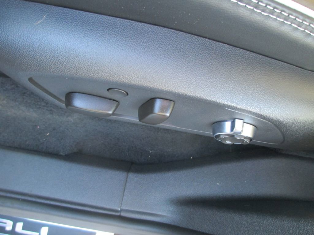 Used 2026 GMC Acadia Denali Ultimate image 27