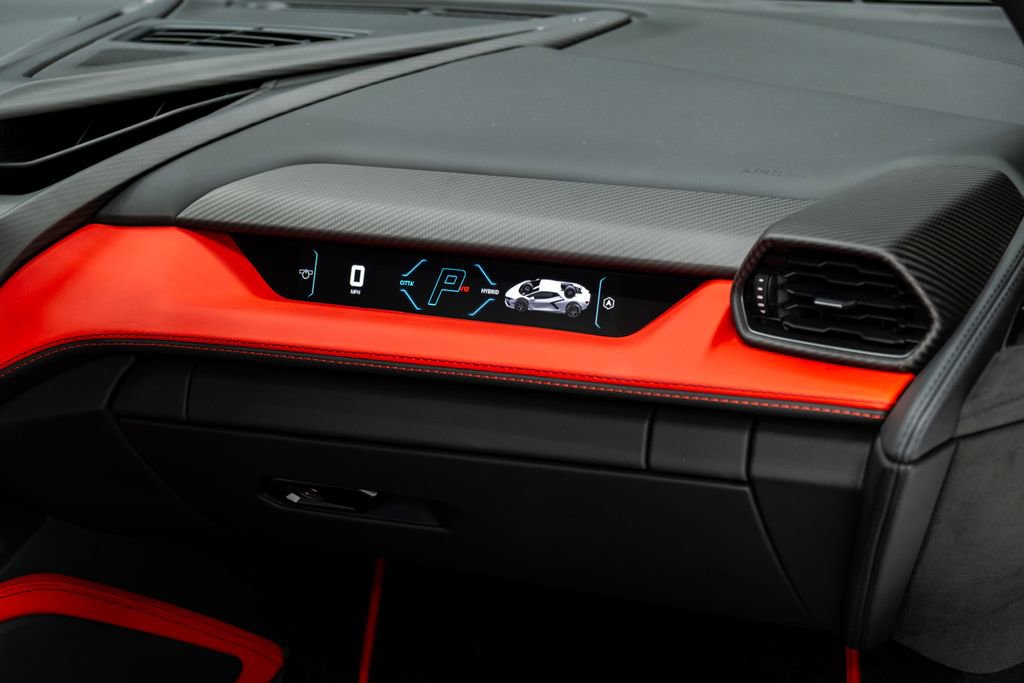 Used 2024 Lamborghini Revuelto image 37