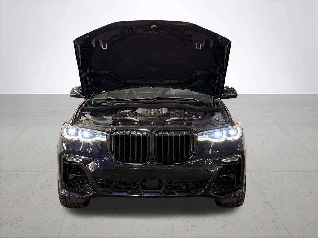 Used 2020 BMW X7 M50i AWD/4WD image 5
