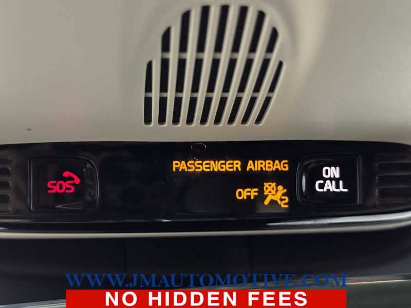 Used 2019 Volvo V90 T5 Cross Country w/ Protection Package Premier image 38