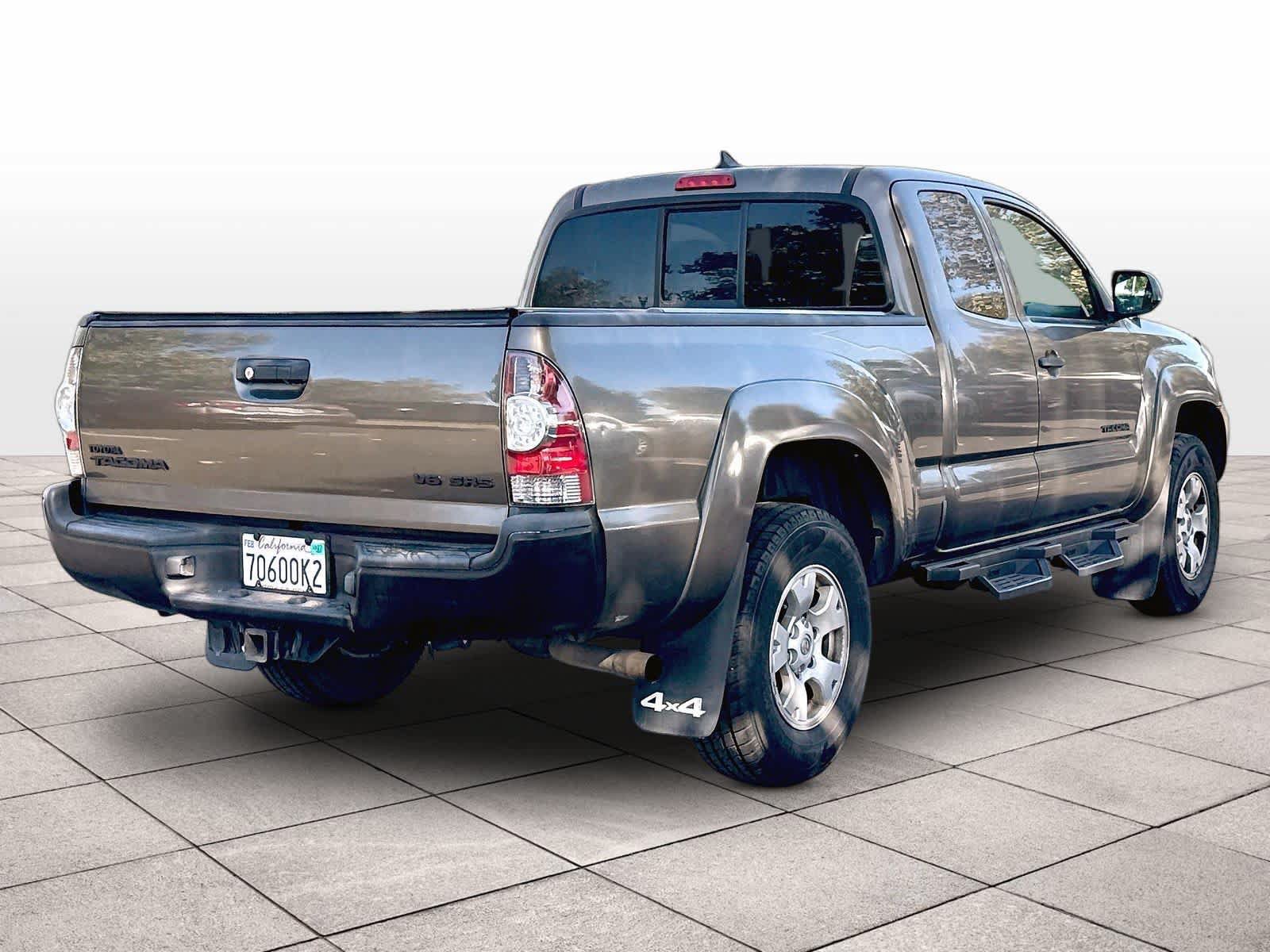 Used 2014 Toyota Tacoma 4x4 Access Cab V6 w/ SR5 Package image 8