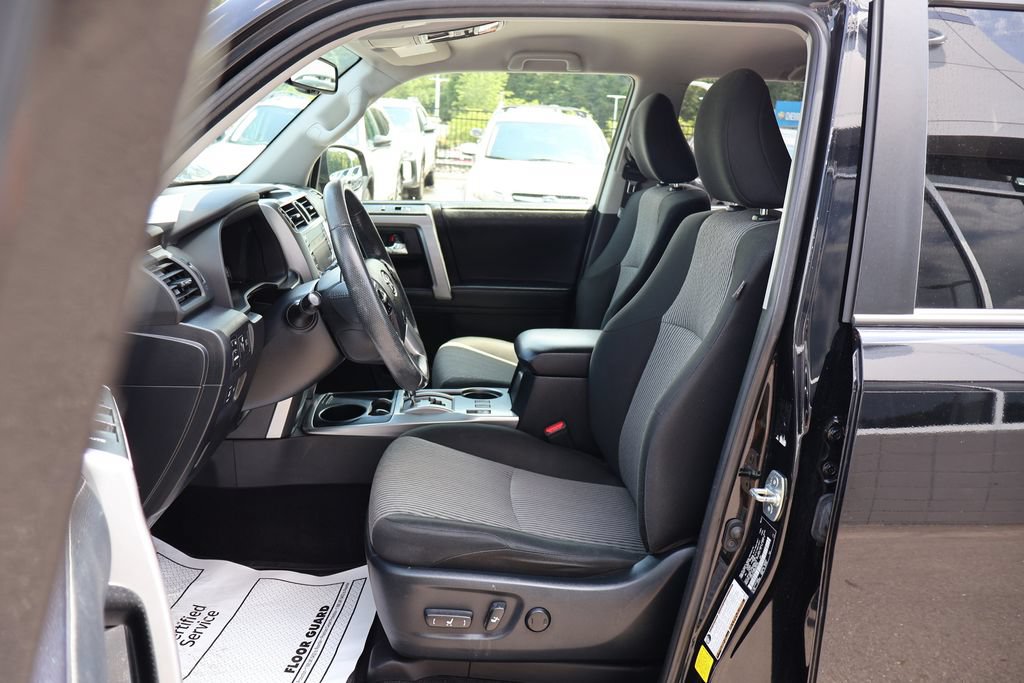 Used 2022 Toyota 4Runner SR5 RWD image 16