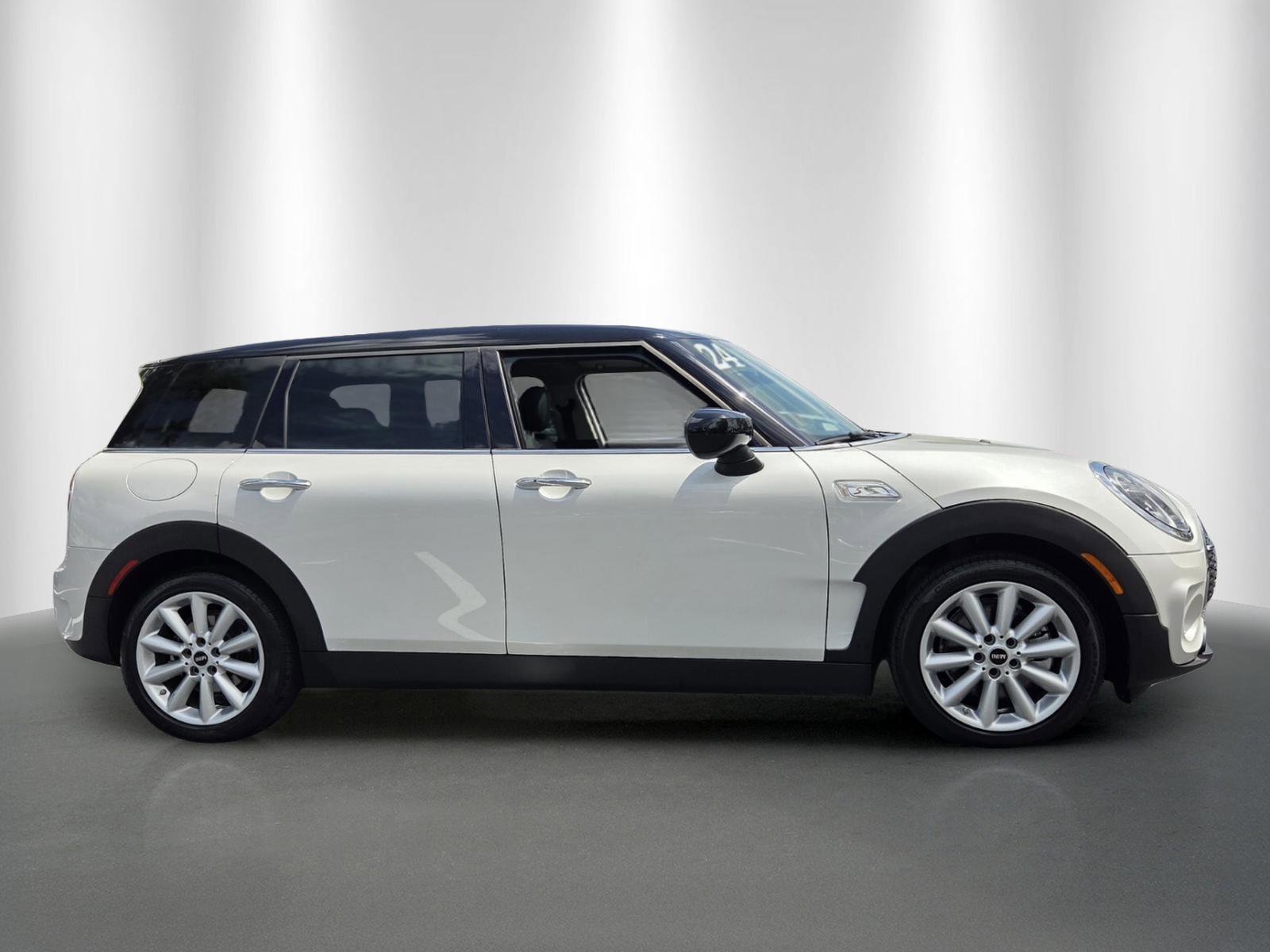 Used 2024 MINI Cooper Clubman S image 8
