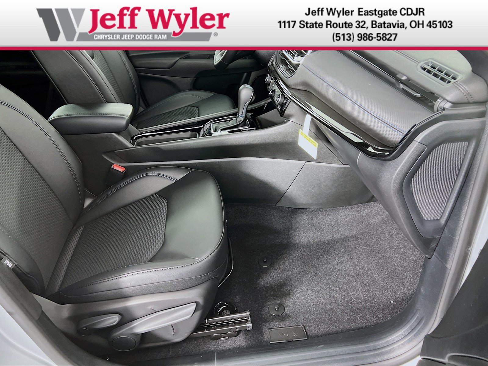 New 2026 Jeep Compass Latitude AWD/4WD image 22