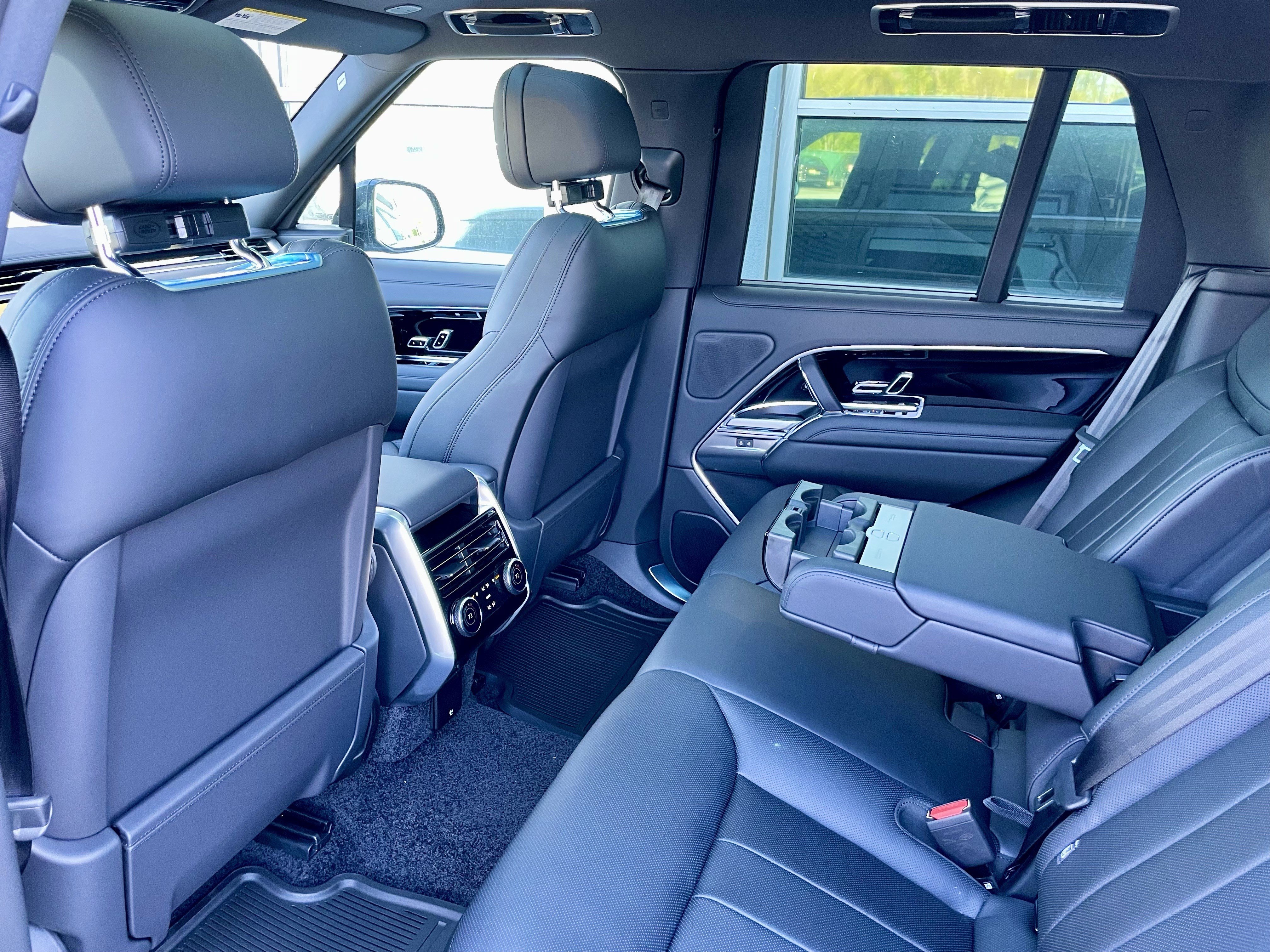 New 2026 Land Rover Range Rover SE AWD/4WD image 30
