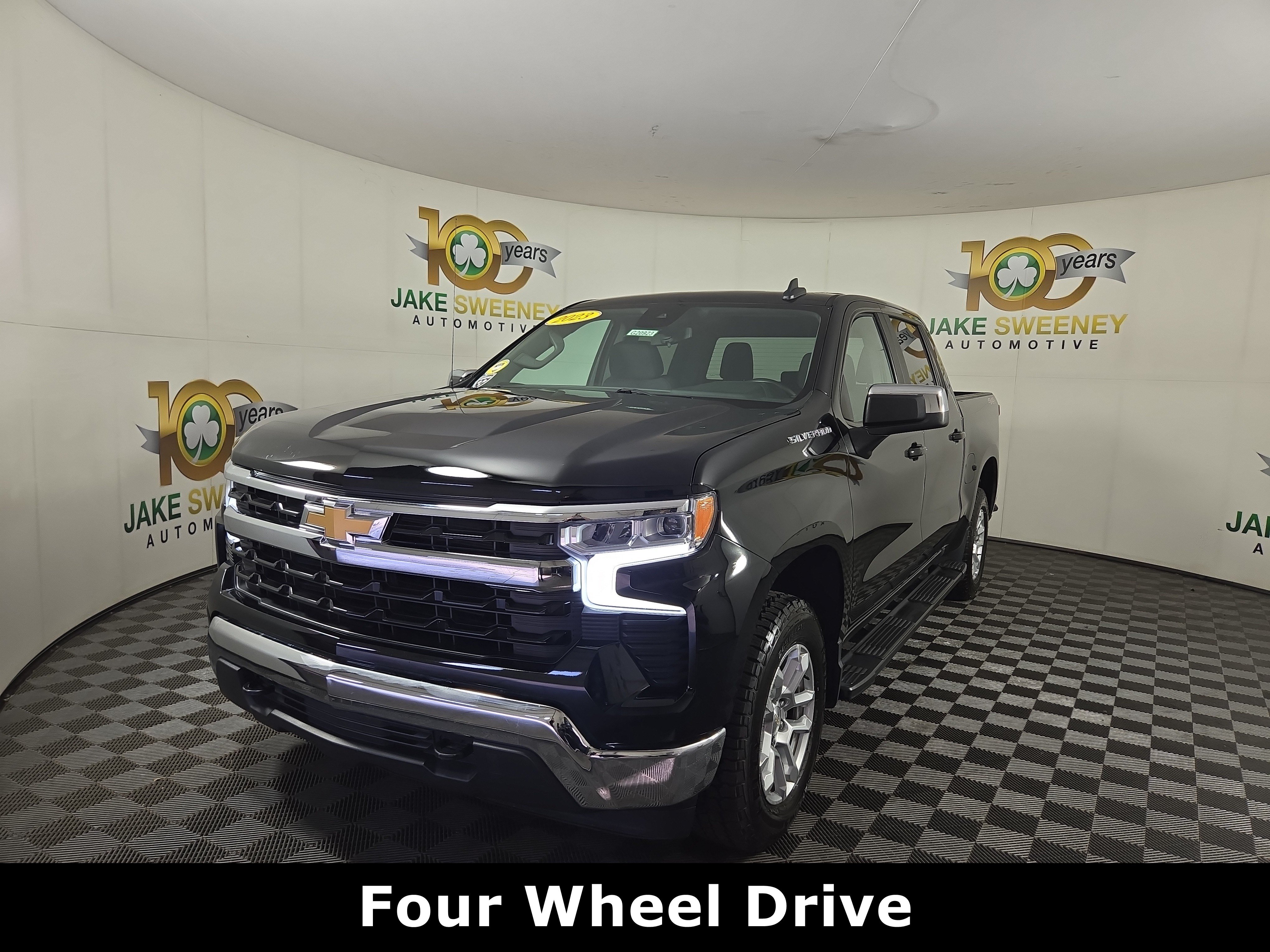 Certified 2023 Chevrolet Silverado 1500 LT AWD/4WD image 3