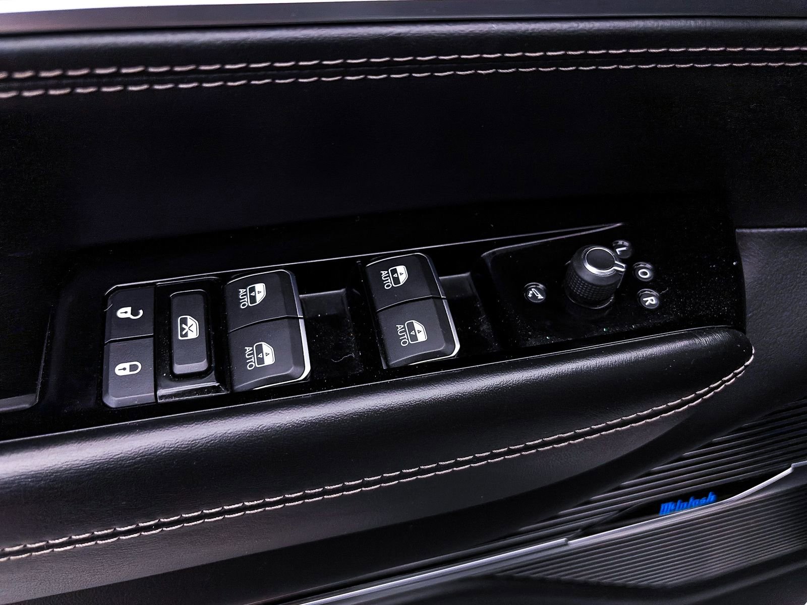 Used 2024 Jeep Grand Wagoneer L Series II w/ Quick Order Packagew 28T image 20