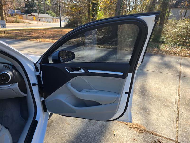 Used 2016 Audi A3 1.8T Premium image 21