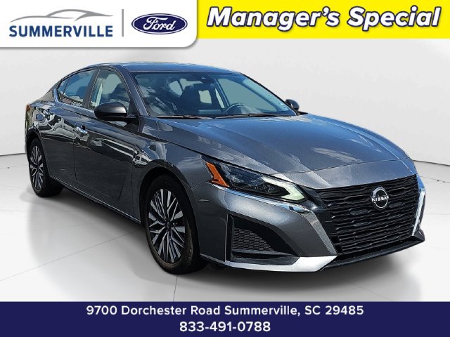 Used 2024 Nissan Altima 2.5 SV