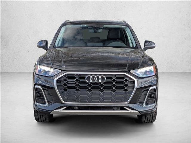 Certified 2023 Audi Q5 2.0T Premium w/ Convenience Package image 2