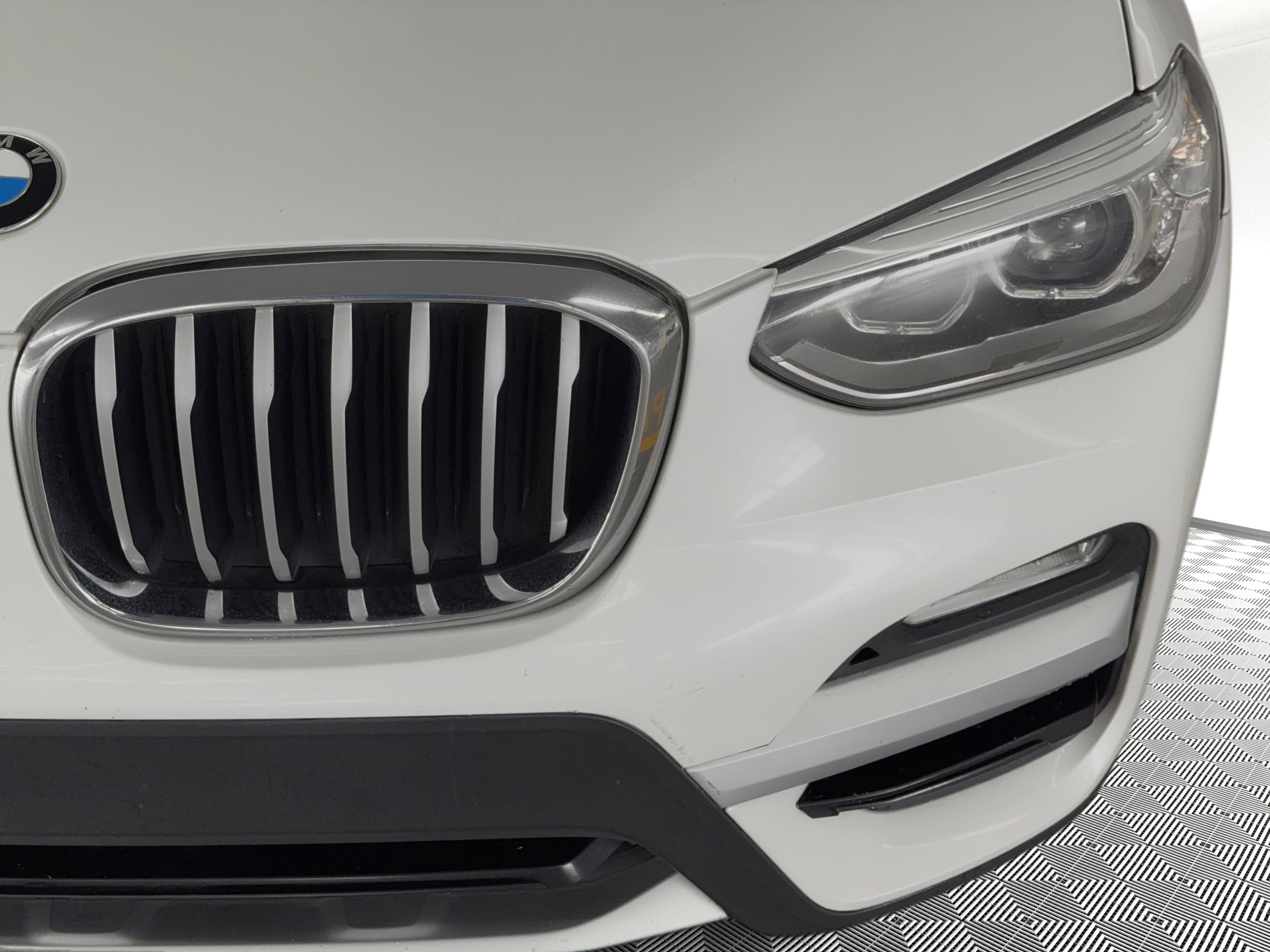 Used 2018 BMW X3 xDrive30i AWD/4WD image 11