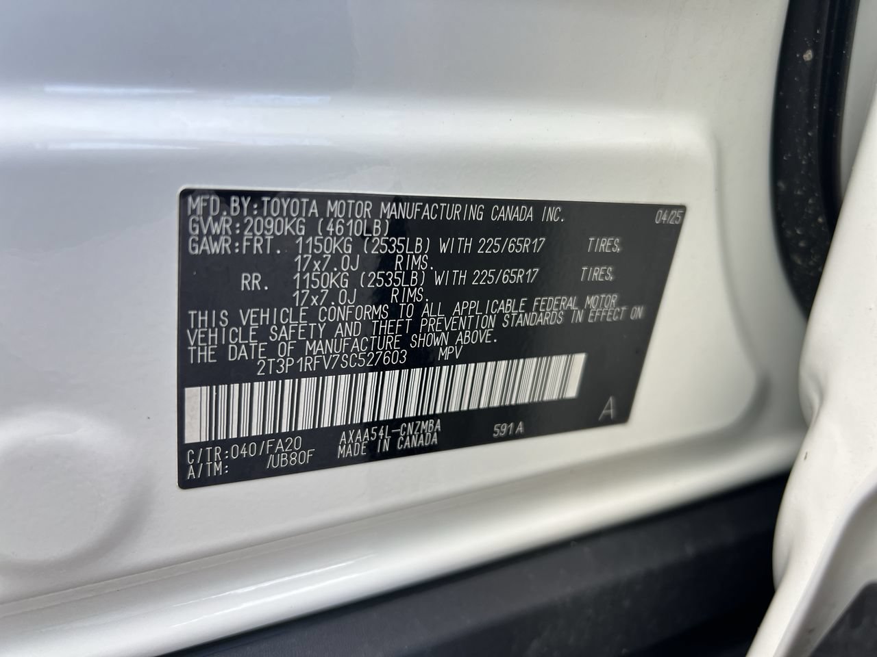 Used 2025 Toyota RAV4 XLE AWD/4WD image 36