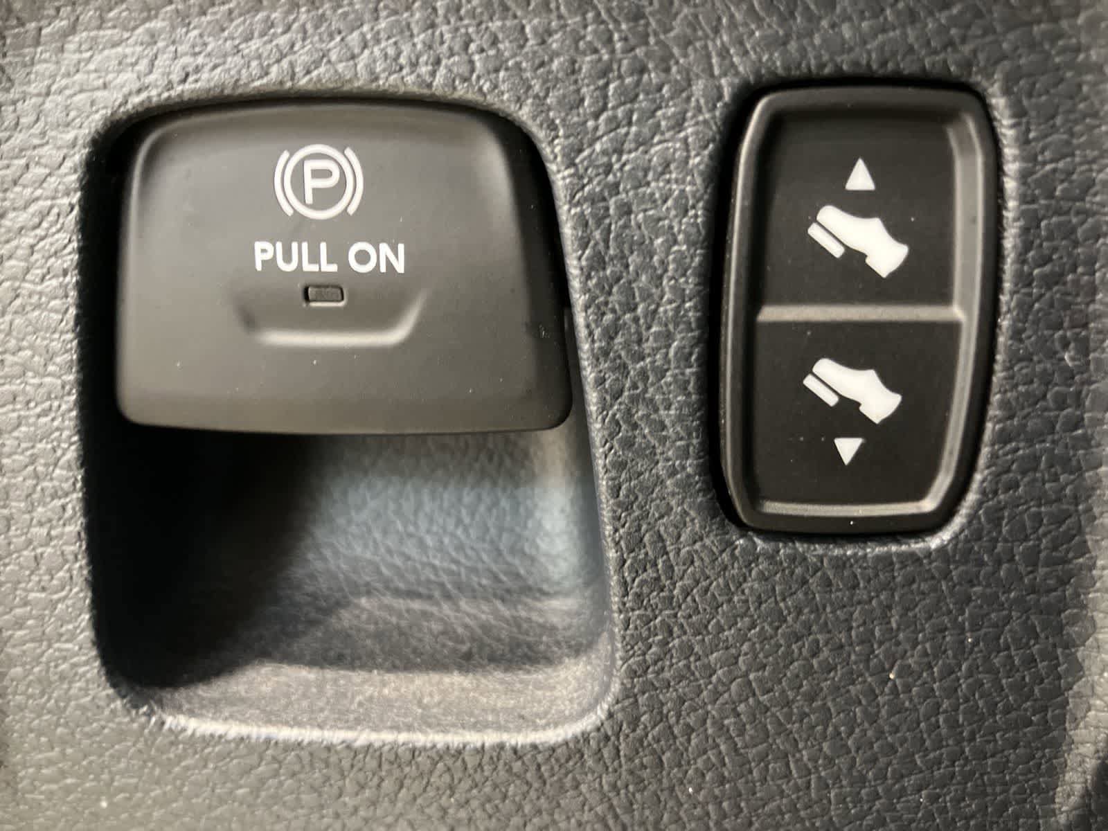 Used 2022 RAM 1500 Limited AWD/4WD image 19
